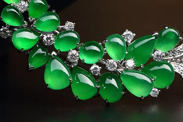 【史上最实用】翡翠价格评估技巧  第11张