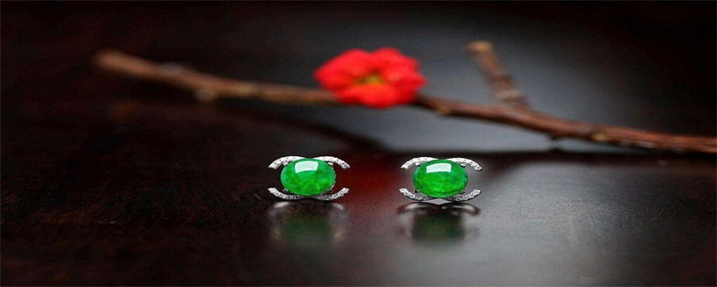 翡翠原石种怎么看貔貅趴在如意上的寓意   第1张