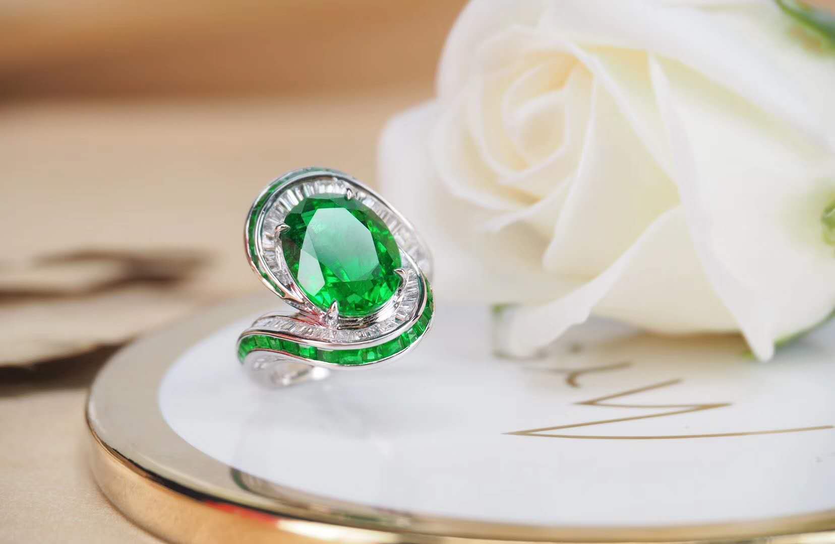 为什么近年来祖母绿的价值迅速上升？  第4张