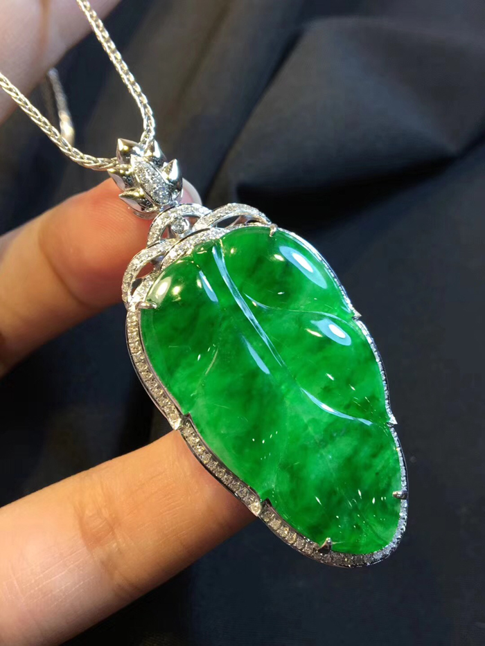 a货翡翠的价格 售卖的价格从几元到几千万元不等的a货翡翠   第2张