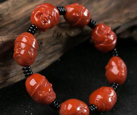 南红价格多少一克？南红价格暴跌是真的吗？  第1张