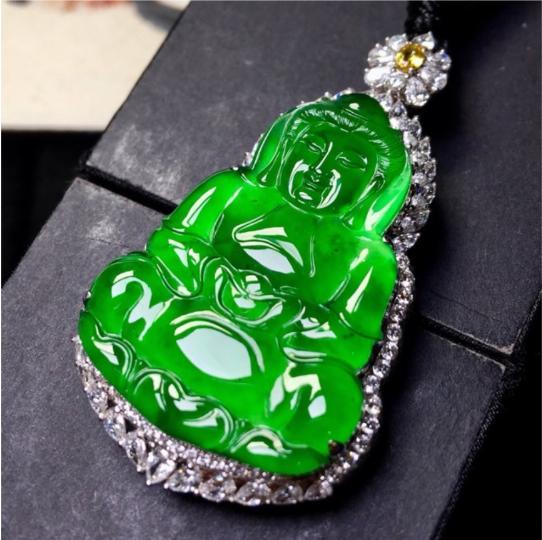 天然翡翠的价格到底应该怎么衡量  第1张