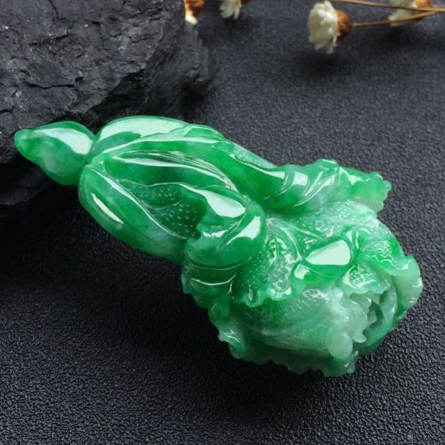 从备受瞩目到遭人嫌弃，经历高开低走后，白色翡翠终于再次逆袭！  第11张