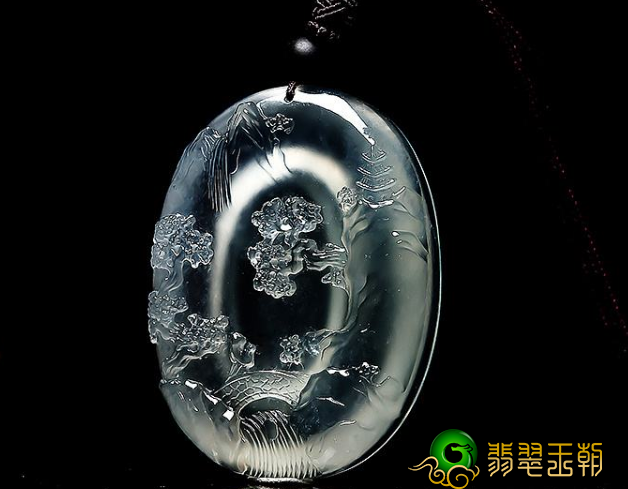 翡翠挂件如何挑选？它有什么寓意呢？   第2张