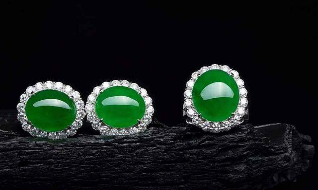 什么是冰种翡翠五句不能说如果按照重量计算翡翠的价格，砖头料就成了我们买不起的珍品  第2张