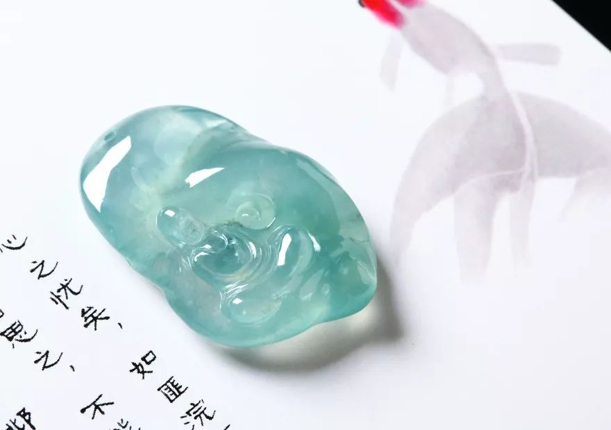 为何有些翡翠A货售价才几百元？这样的翡翠值得入手吗？  第13张