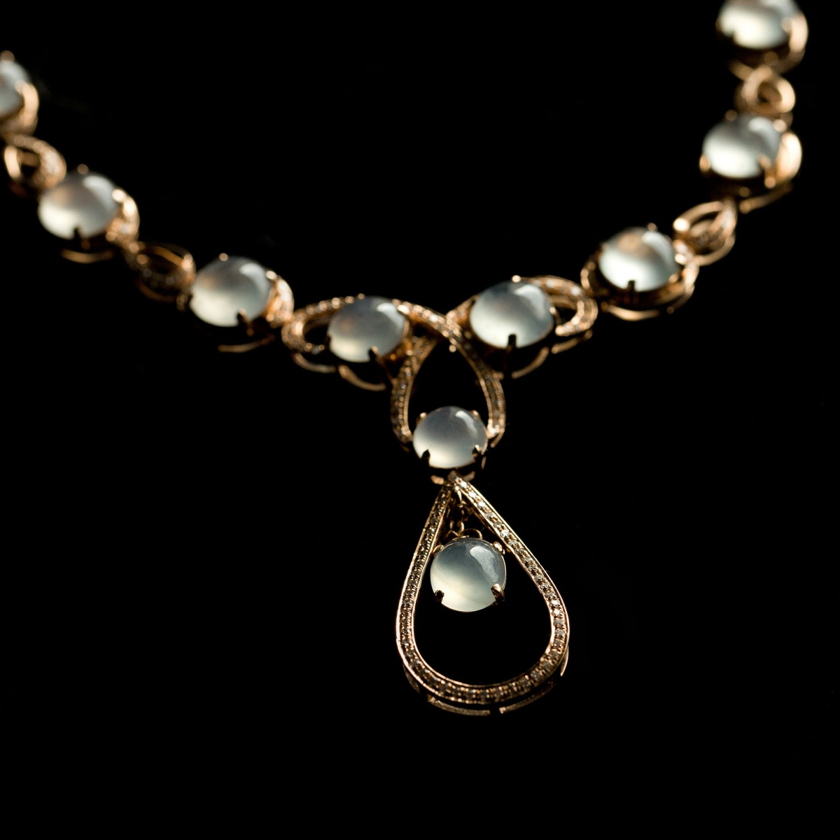 天价翡翠手镯价格翡翠最近行情如何，你想要知道的真相都在这里了  第8张