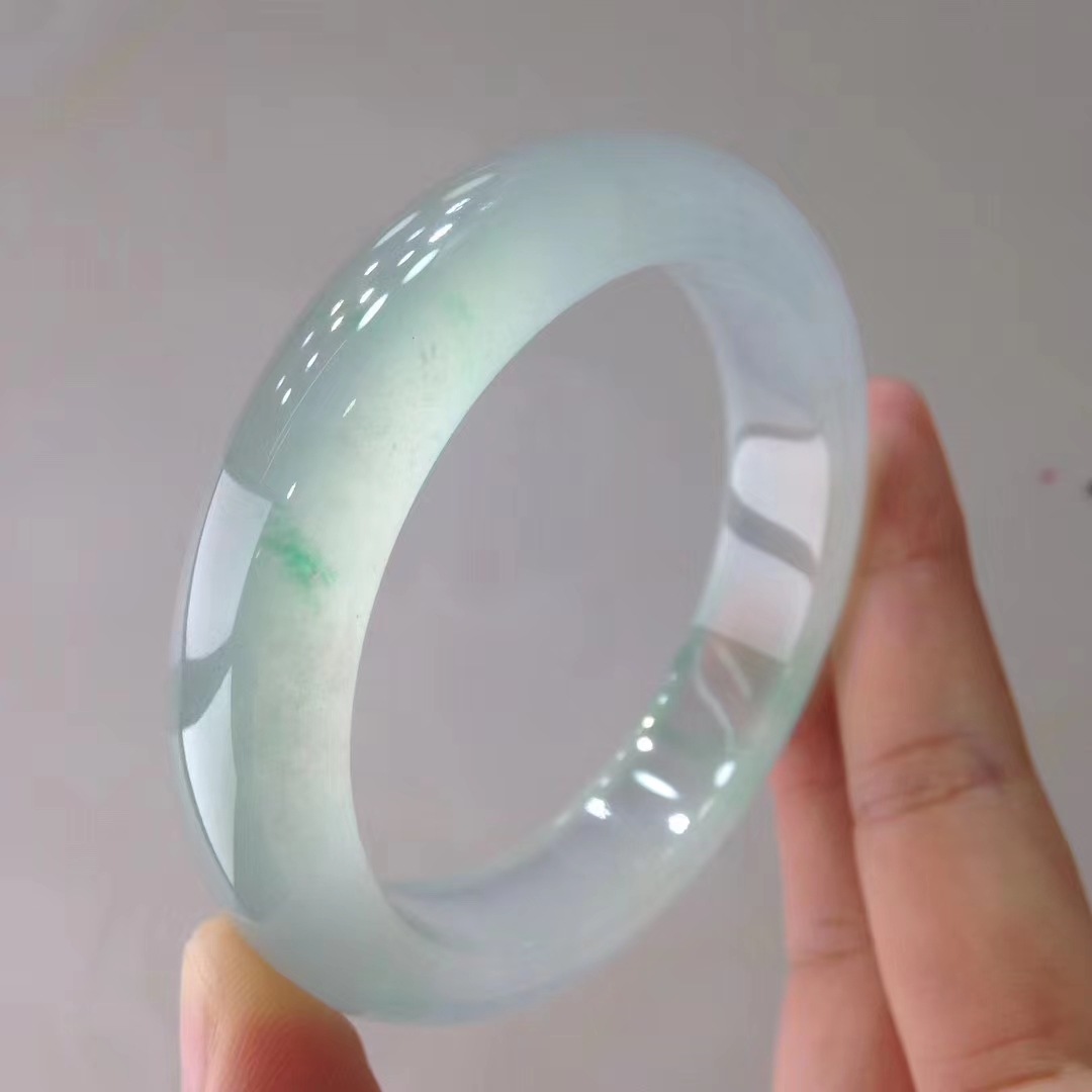 50万以上的翡翠手镯吗翡翠手镯价格对比图，对比查价格，再也不担心上当了  第8张