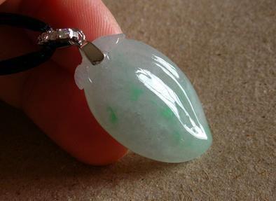 豆种翡翠就是低端翡翠吗？有的豆种比玻璃种还贵呢！  第10张