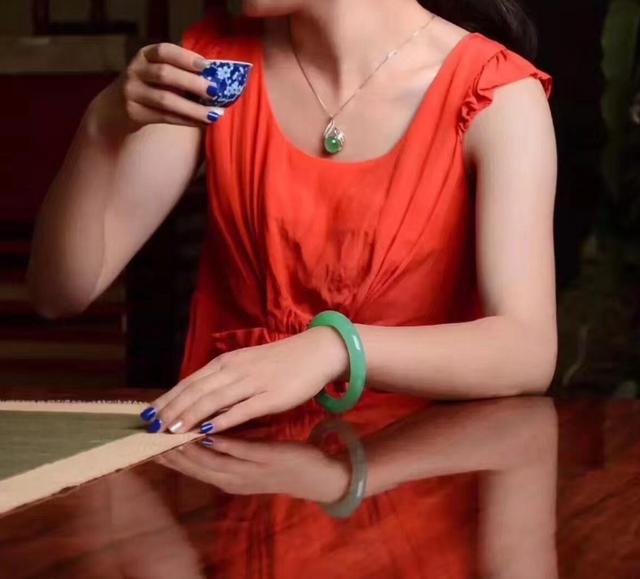 翡翠价格虚高？了解这7个真相，你才能真正明白翡翠的价值  第26张