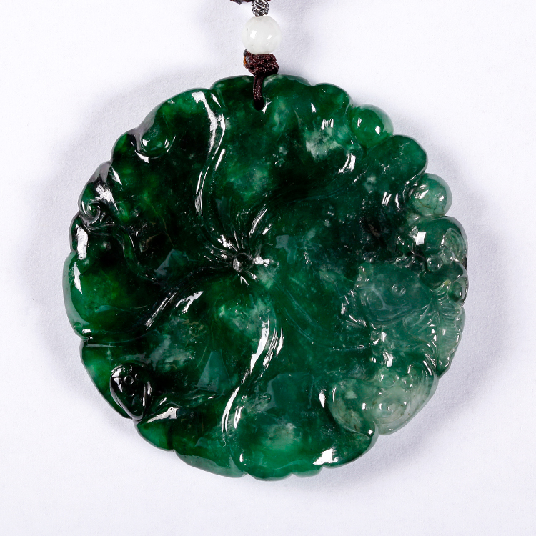 老坑翡翠凭什么就比新坑翡翠价值高？他们差在了哪里呢  第3张