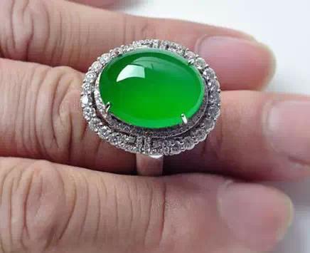 40张图告诉你真正的翡翠长啥样！  第27张