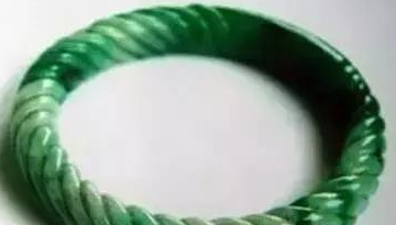 翡翠手镯的行情价格  第9张