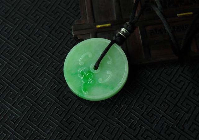 三分钟带你了解翡翠！  第6张