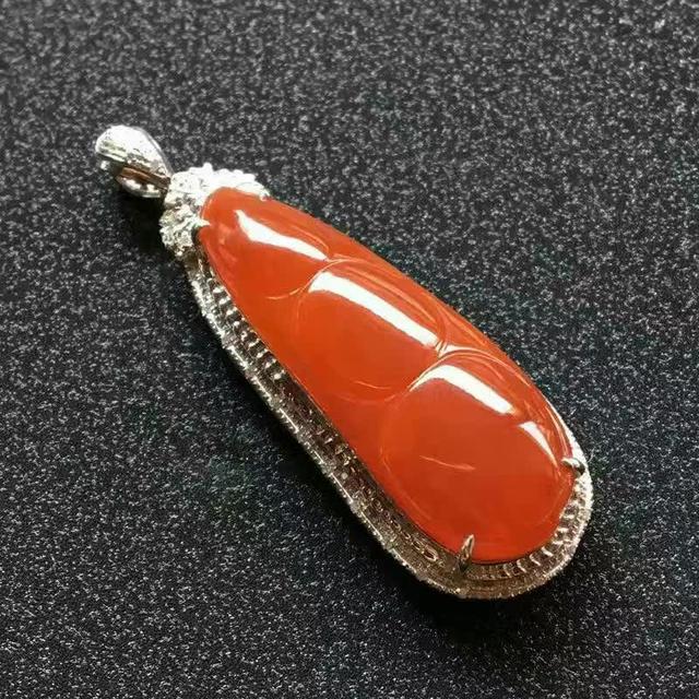 冰种翡翠会大降价吗？来了解一下  第4张