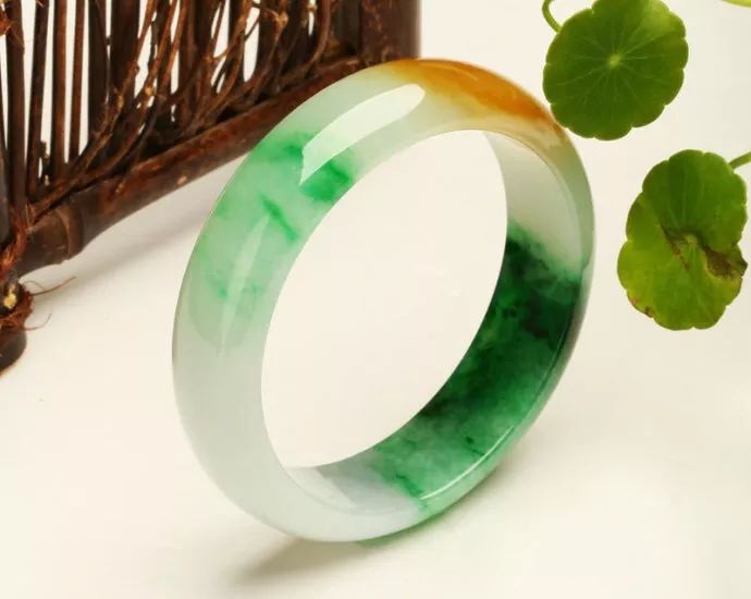 是不是所有的A货翡翠都很贵？几百元的翡翠能买吗？  第6张