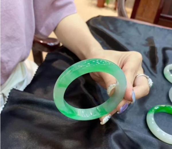 三分钟教会你怎么看懂翡翠  第1张