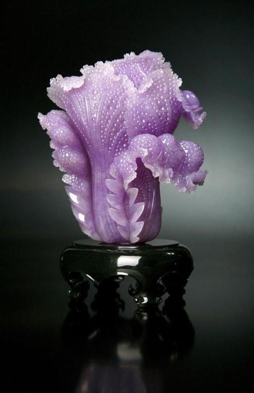 黑色翡翠挂件手编绳子听说翡翠的价格会大跌？你想要知道的真相都在这里了！  第19张