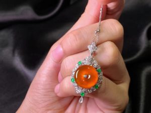 非常精致绝品无烧红翡翡翠平安扣   第5张