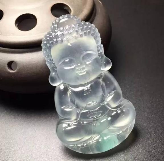 翡翠涨的比房价还快！十几年前1000块买的翡翠，如今翻了2000倍  第7张