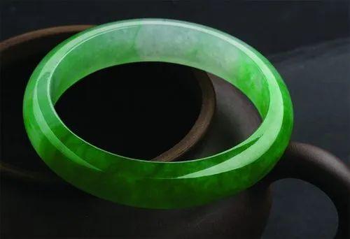 缅甸翡翠提前封矿了？翡翠估计要暴涨  第1张