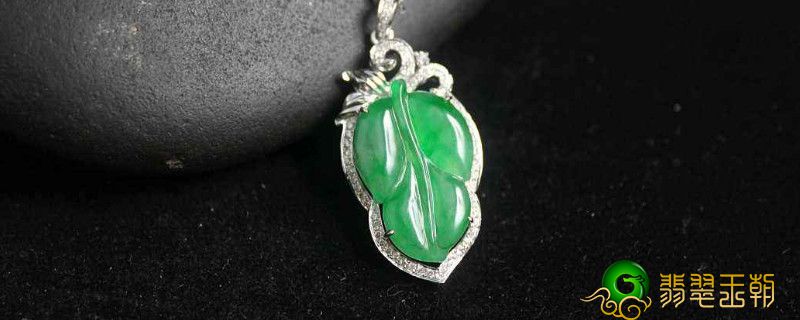 最贵的翡翠镯子翡翠密度是多少?玉和翡翠密度都是一样吗?   第1张