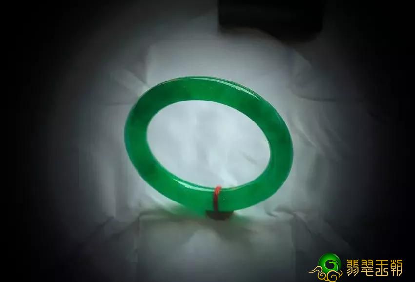 翡翠成品手镯PK毛坯手镯,孰美? 第2张