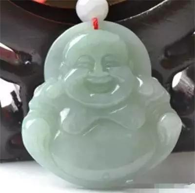 豆种翡翠就是低端翡翠吗？有的豆种比玻璃种还贵呢！  第9张