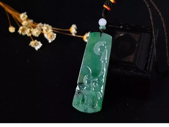 翡翠界“四大天王”，贵到让你怀疑人生……  第14张