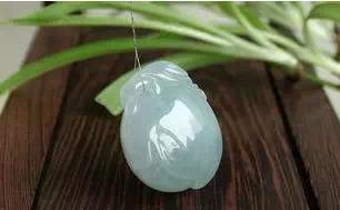 怎样鉴别翡翠玉镯翡翠实战：几百到几亿都有，图解各级别翡翠！  第11张