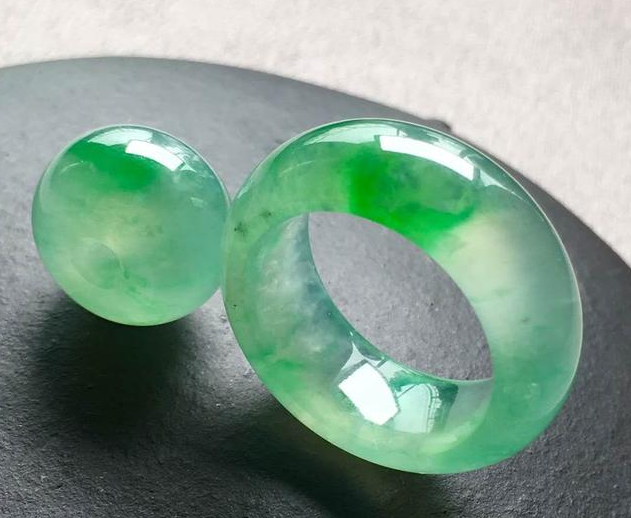 翡翠价位的攀升还会继续吗？  第1张