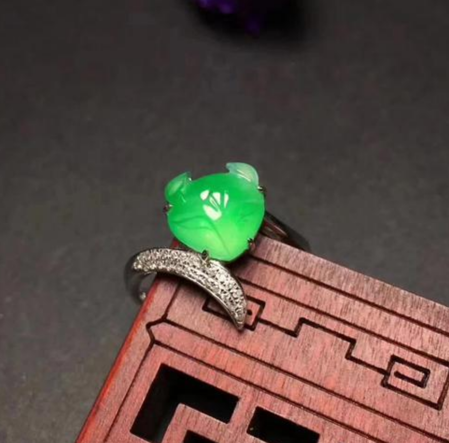 老翡翠一定更值钱？新老工和新老种没分清，吃亏是分分钟的事  第1张