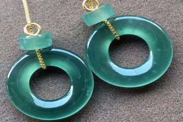 A货翡翠是什么意思 A货翡翠是假货吗 A货翡翠什么价位  第3张