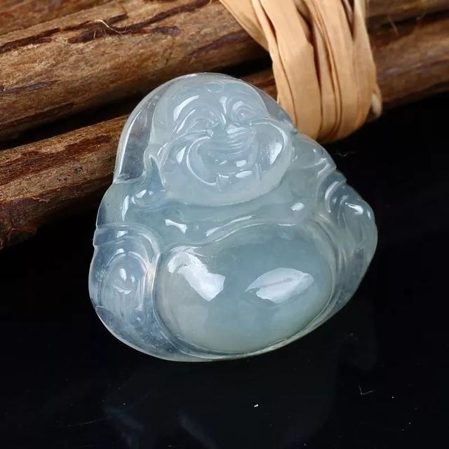 糯种翡翠都很廉价吗？冰糯种手镯在什么价位？  第8张