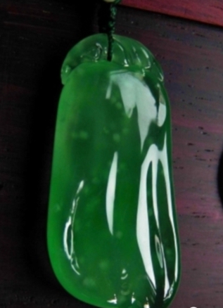 什么是翡翠中的木那料？木那料有什么特点？市场价值如何？  第8张