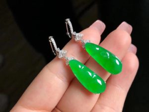 翡翠两用款戒指图片色阳鲜丽翡翠耳饰   第3张