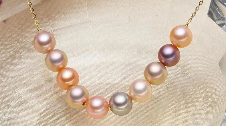 彩色珍珠一定比白色珍珠贵吗？  第1张