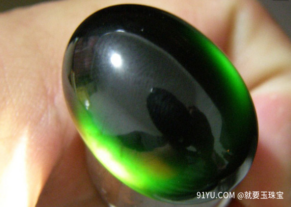 什么是墨翠？适合什么人佩戴？ 