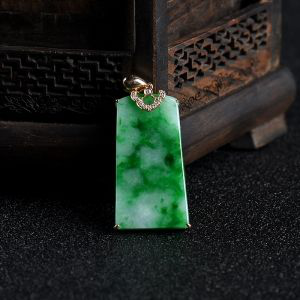 翡翠可以买吗豆种翡翠真的不值钱吗？看完你就不这么想了！  第11张