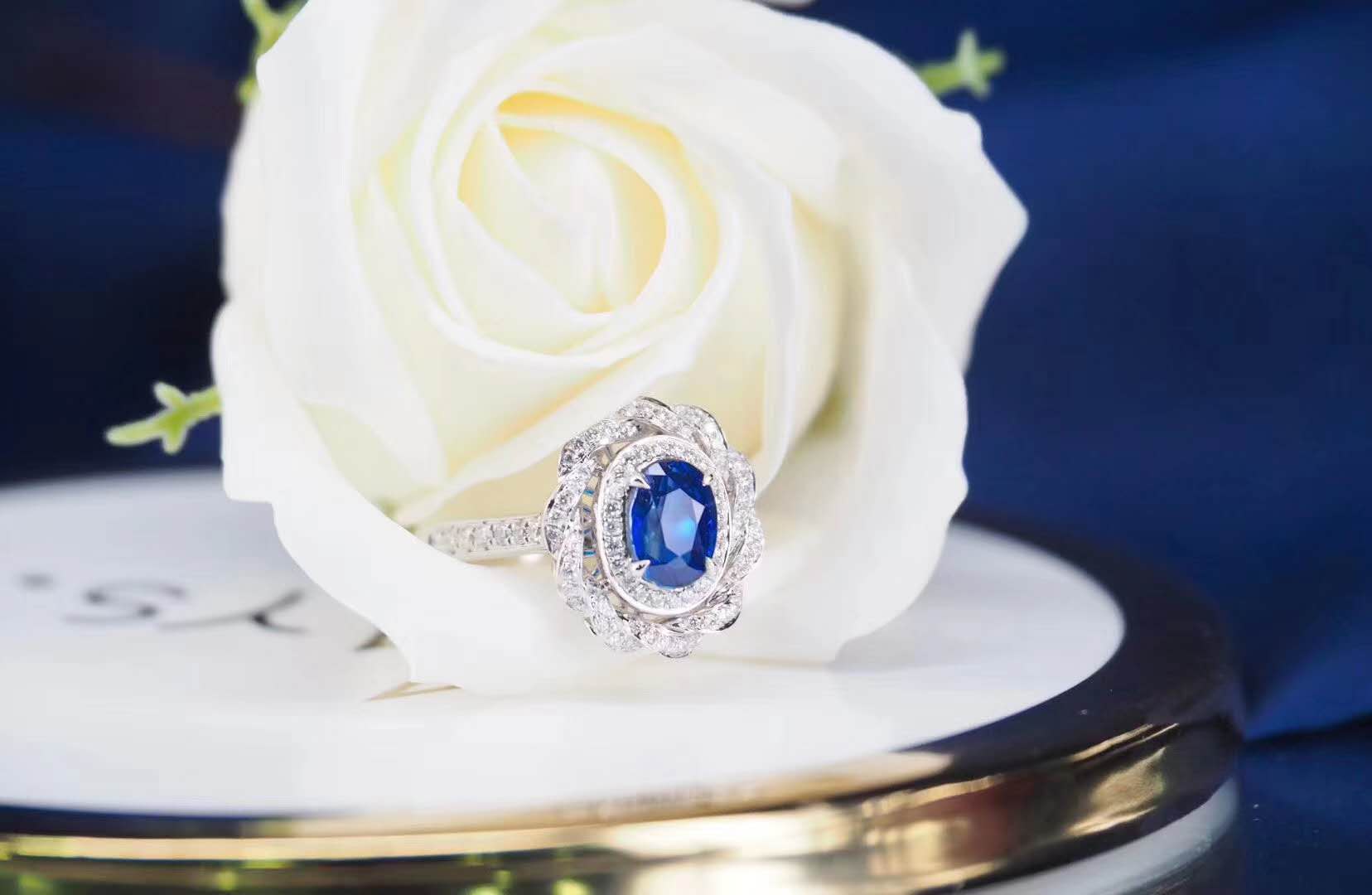 干青翡翠多少钱天然蓝宝石与优化蓝宝石有何区别  第1张