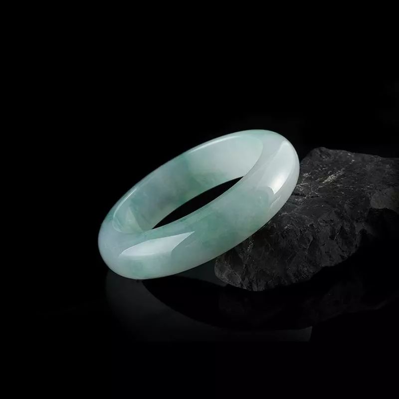 是不是所有的A货翡翠都很贵？几百元的翡翠能买吗？  第11张