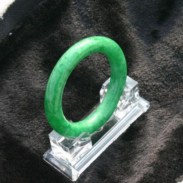 豆种翡翠就是低端翡翠吗？有的豆种比玻璃种还贵呢！  第14张