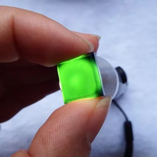 豆阳绿翡翠入手一款墨翠手镯必须要知道的事！影响墨翠手镯价格的因素有这些  第5张