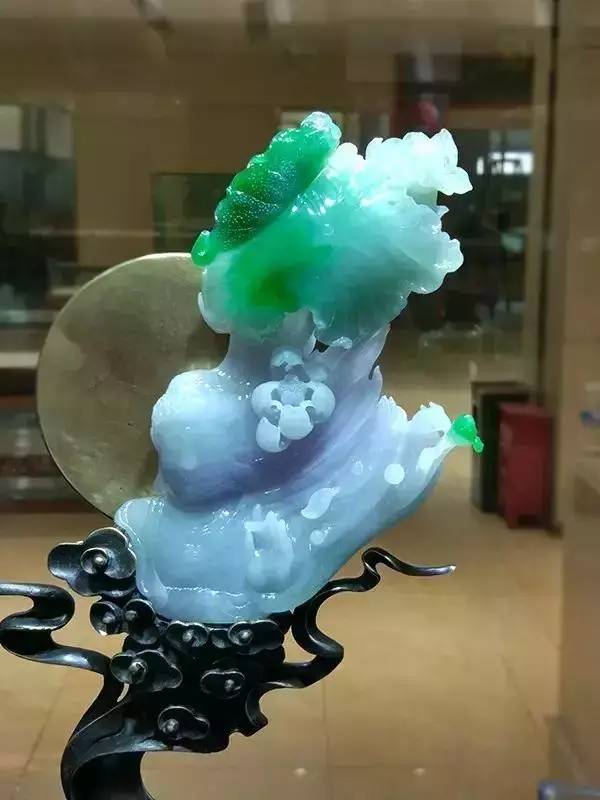 缅甸冰种天然翡翠戒指瑞丽买翡翠好吗 买翡翠去什么地方买比较好   第1张