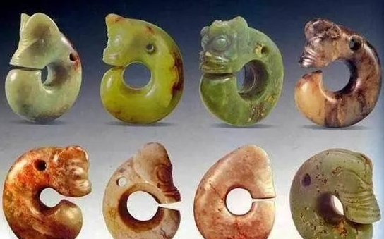 四大名玉之“岫玉”，为何颜值很高却沦为中等玉石？  第2张