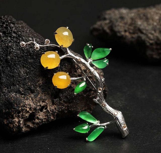 什么是冰种翡翠五句不能说如果按照重量计算翡翠的价格，砖头料就成了我们买不起的珍品  第13张