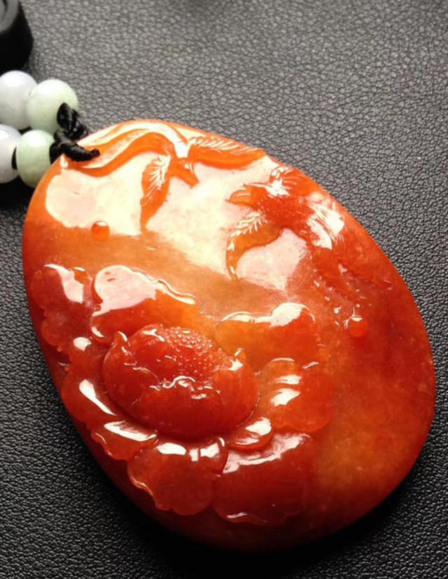 翡翠手镯圈口磨损红色的翡翠为什么称为红翡，而不是红翡翠？原来它是一种次生色  第14张