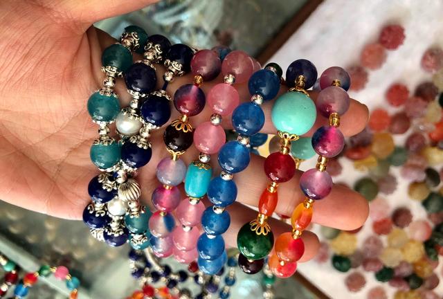 玛瑙第一镇：疫情后生意惨淡，水胆玛瑙白菜价，玛瑙这行业怎么了  第10张