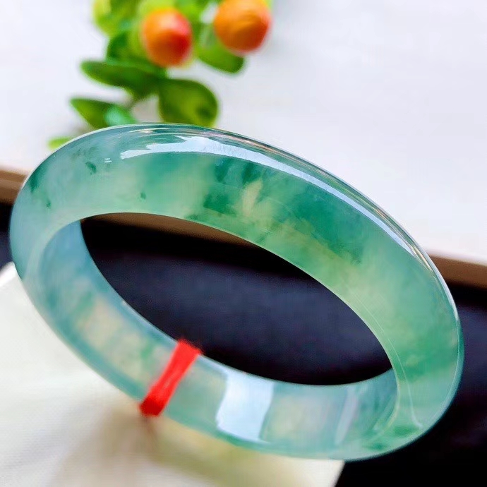 50万以上的翡翠手镯吗翡翠手镯价格对比图，对比查价格，再也不担心上当了  第11张