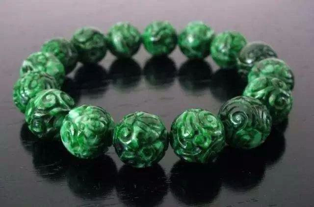 翡翠原石上气味吗铁龙生翡翠究竟值不值得选购？  第7张